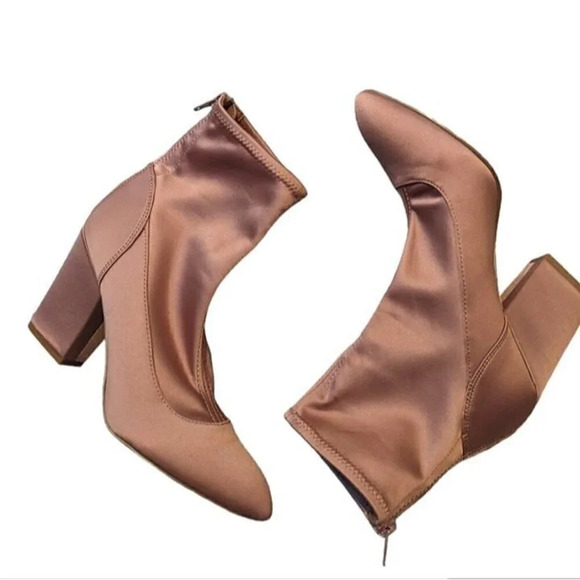 Nine West beautiful peach booties - Picture 3 of 8